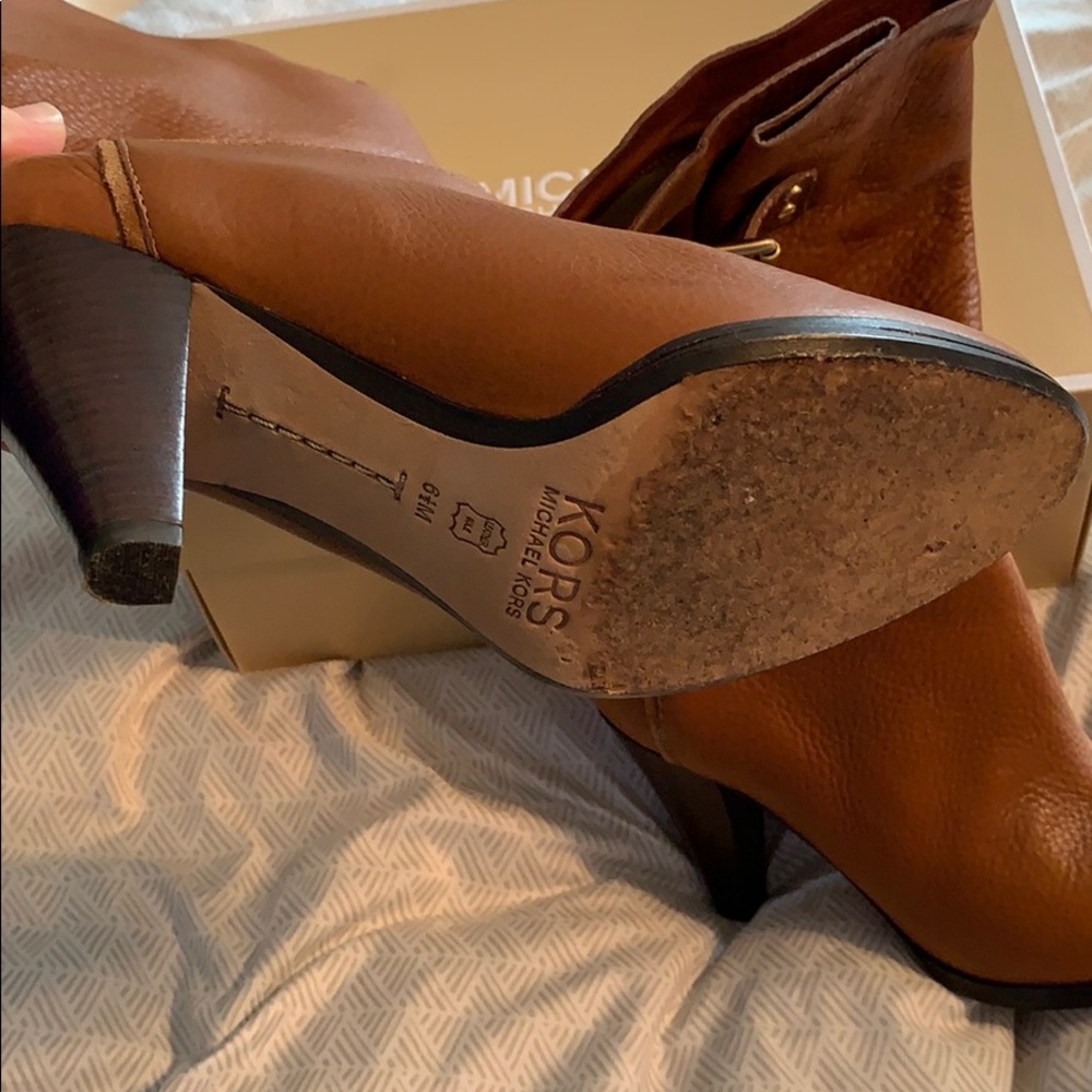 Michael Kors leather boots - Picture 2 of 3